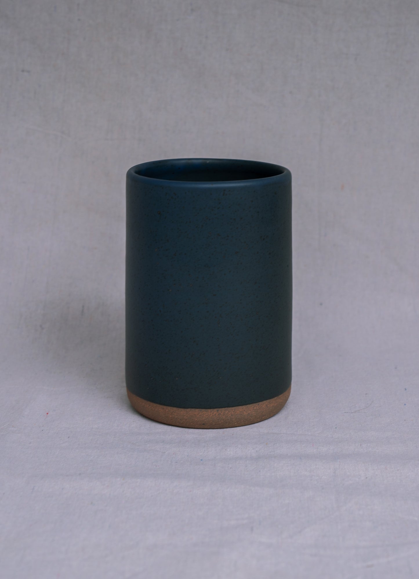 UTILITY VASE