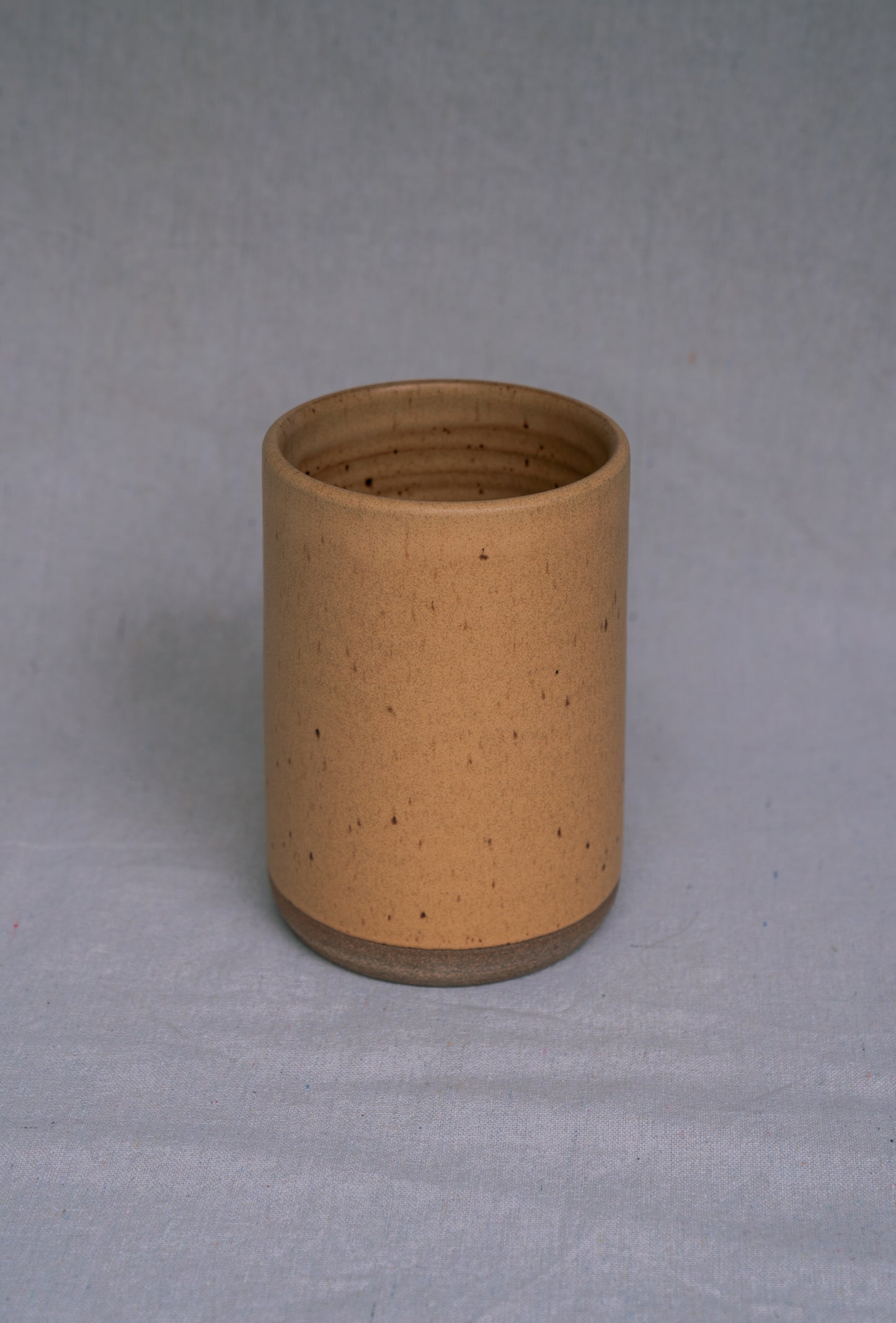 UTILITY VASE
