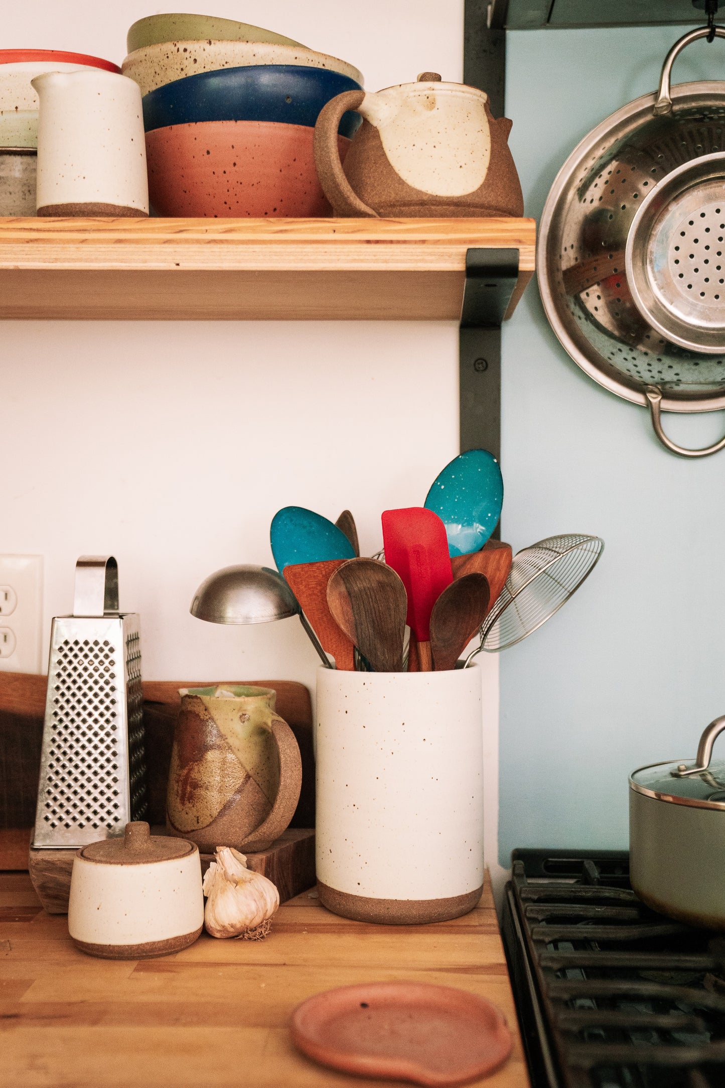 UTILITY VASE