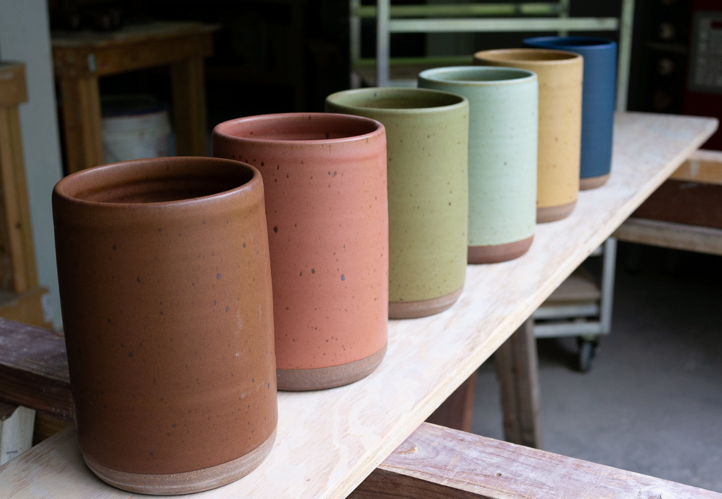 UTILITY VASE